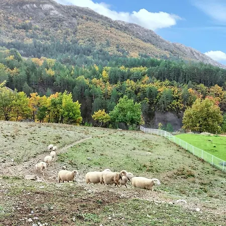 Charmante A Avec Piscine Privee Villa Sisteron