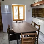 Charmante A Avec Piscine Privee *