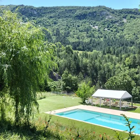 Villa Charmante à Avec Piscine Privée Sisteron