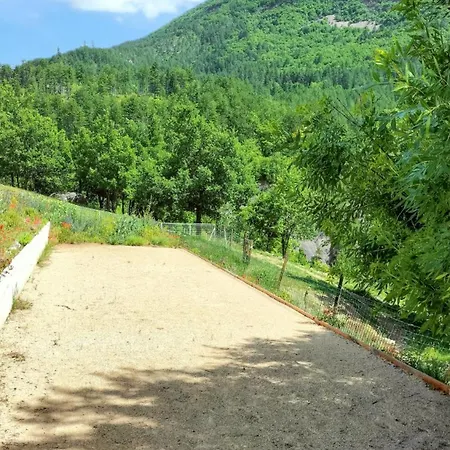 Charmante A Avec Piscine Privee